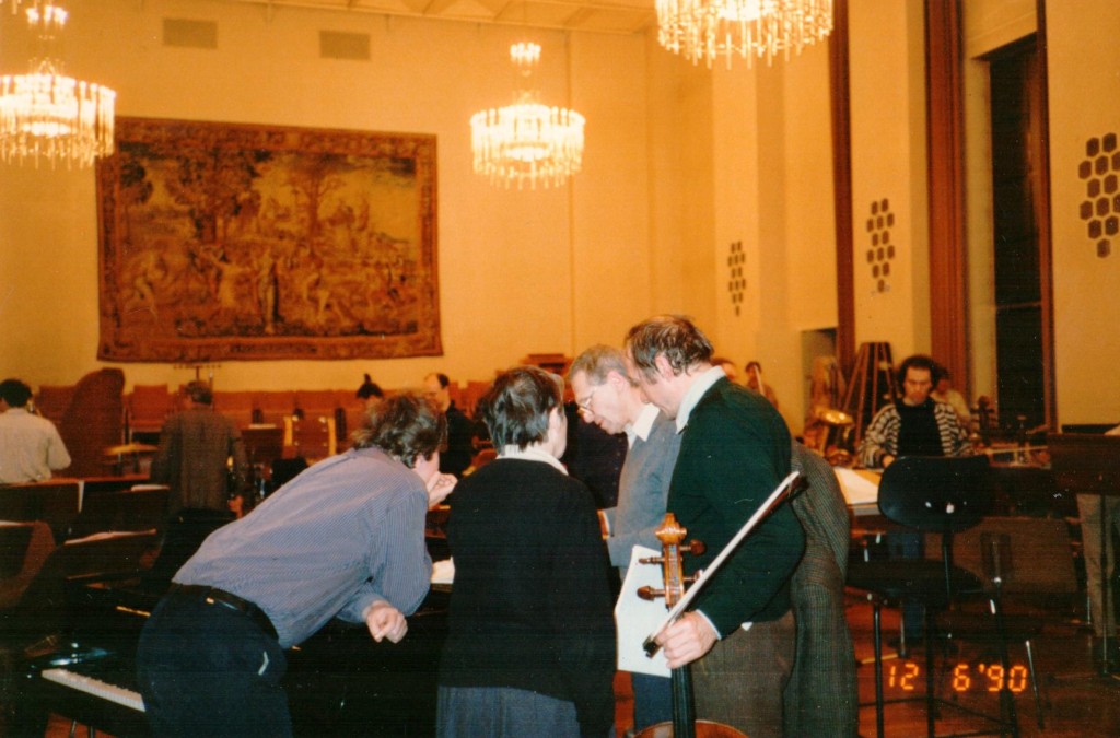 1990