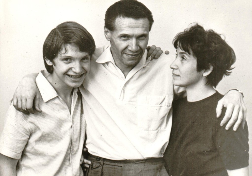 1968